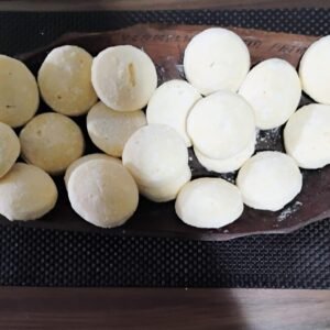 Pão de queijo Grande - Emporio Miranda